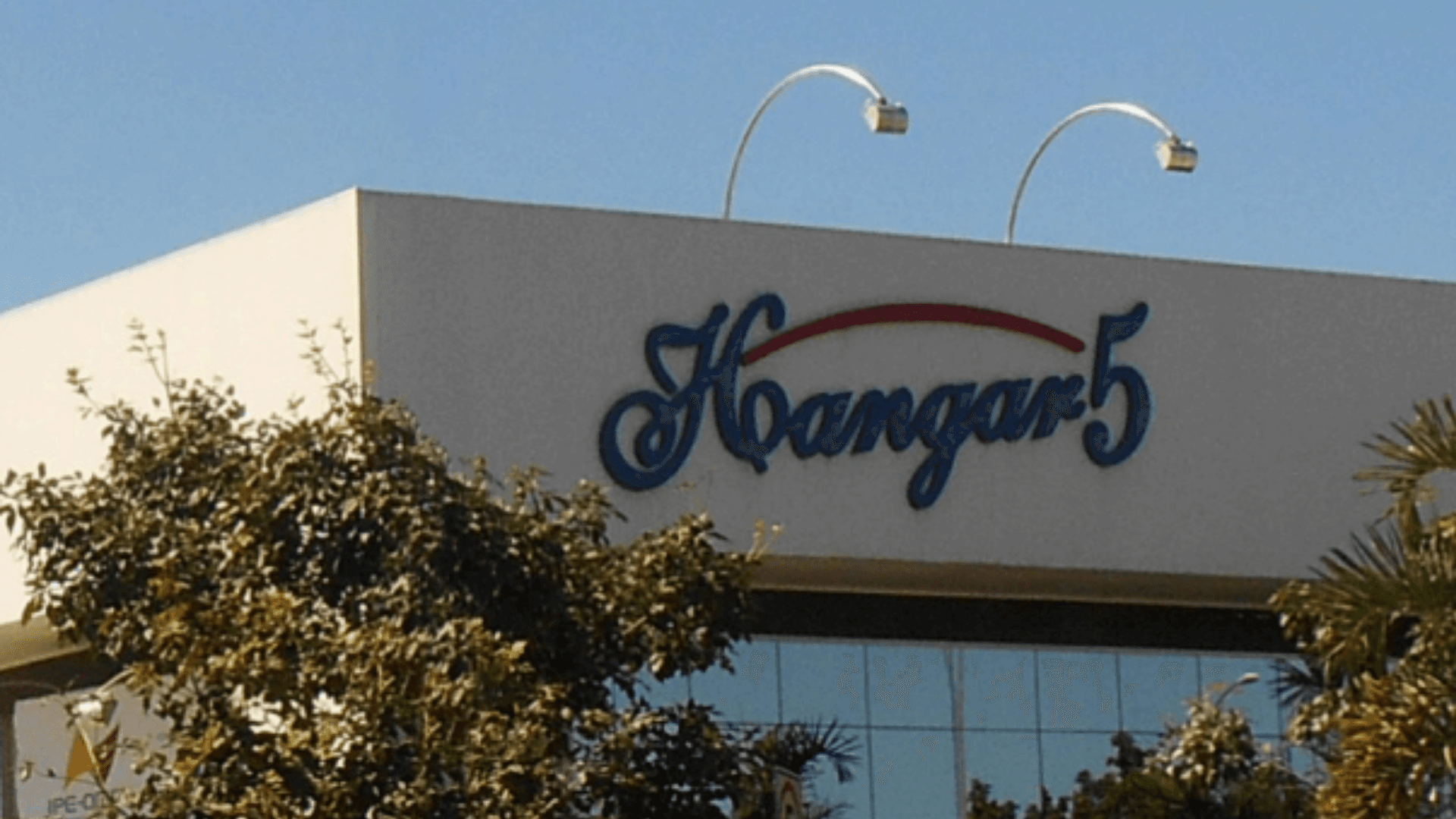 Área de trabalho colaborativa no Hangar 5